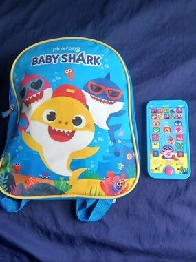 Pinkfong Baby Shark Kids Backpack - Bright Blue & Yellow Play Phone